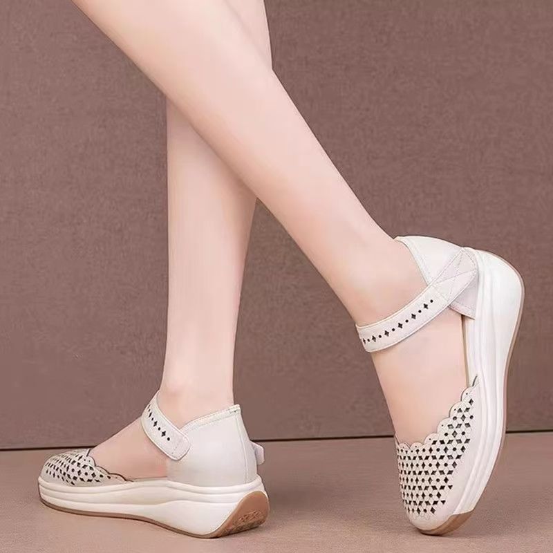 2024 summer new hollow soft bottom breathable wedge sandals Di589