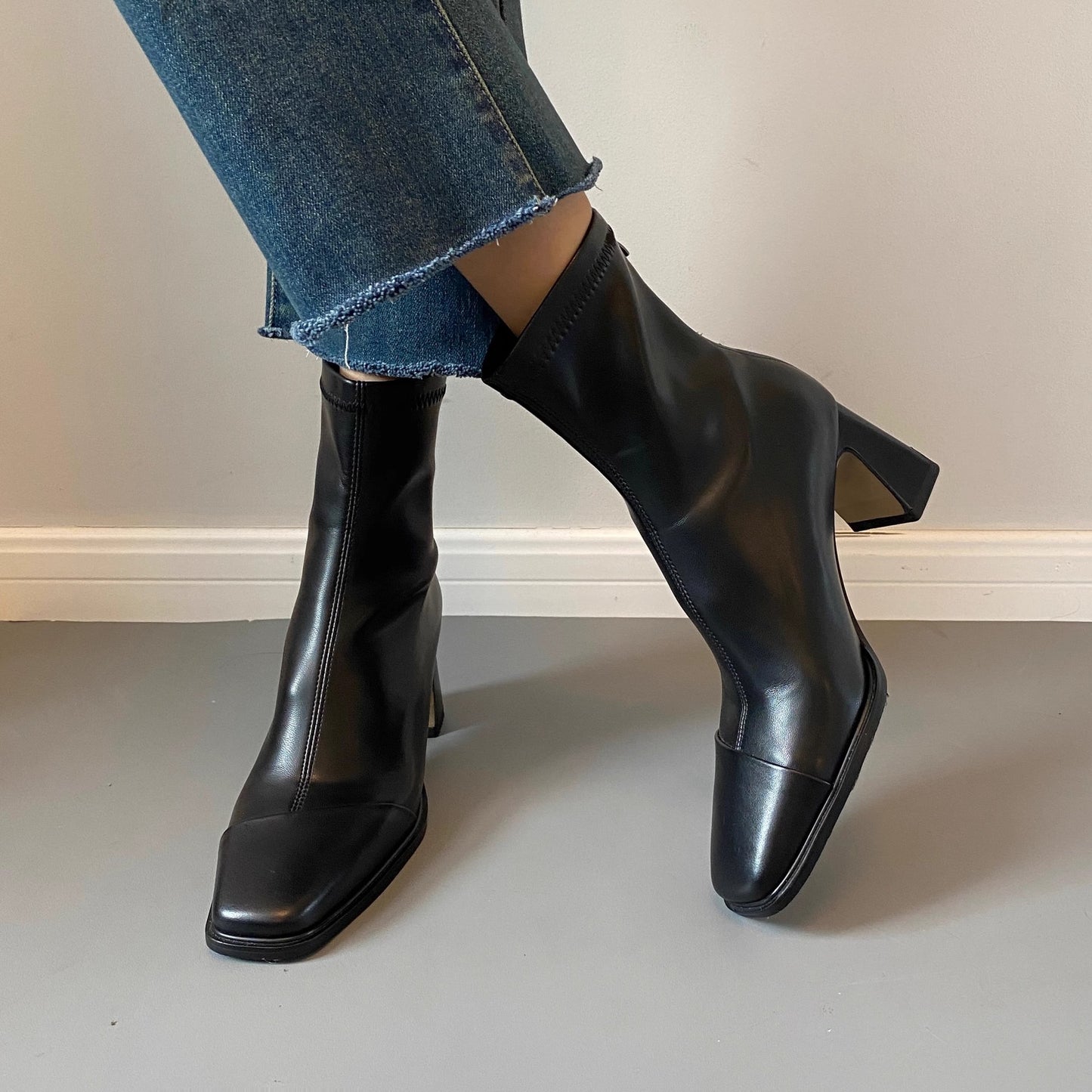 Ladies style mid-calf French ankle boots square toe thick heel boots LD397