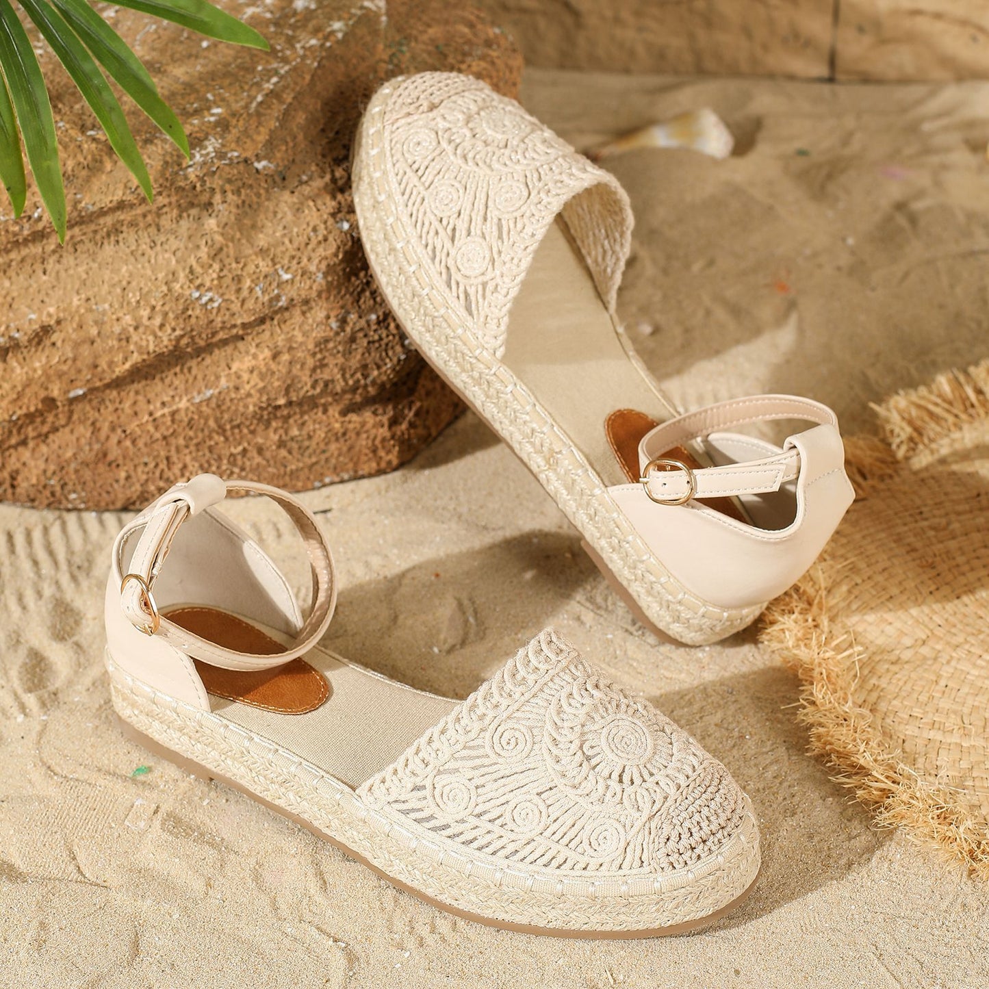 2024 New Comfortable Hollow Hemp Rope Bottom Sandals CE010