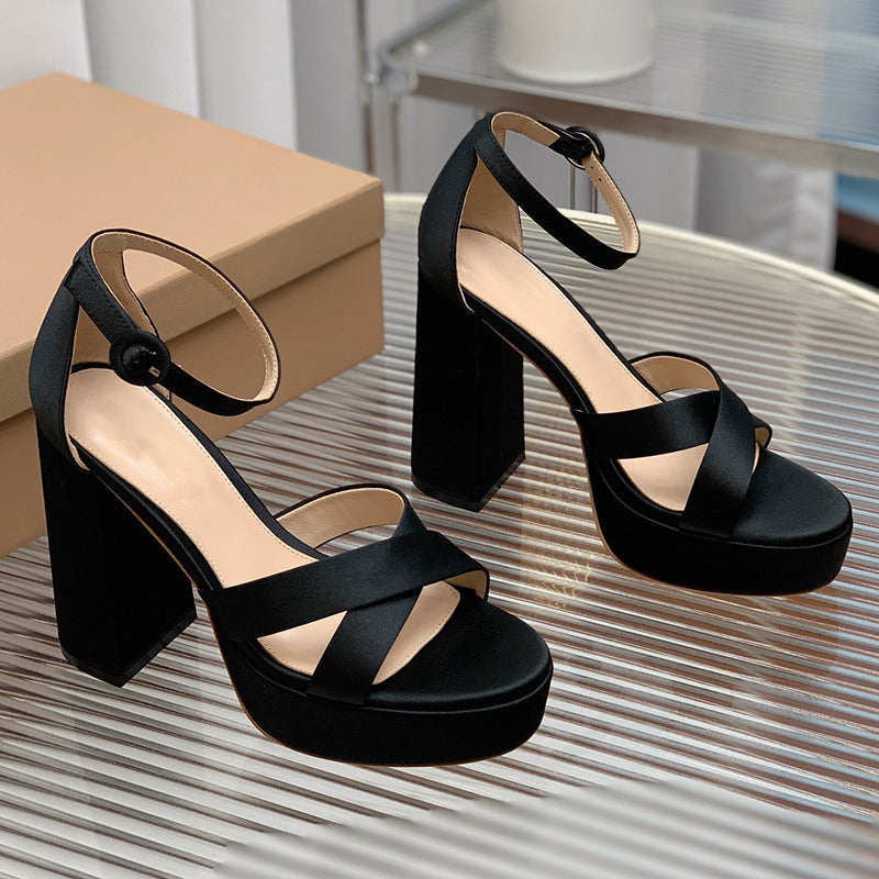 New style hollow one-line buckle waterproof platform thick heel open toe sandals LD261