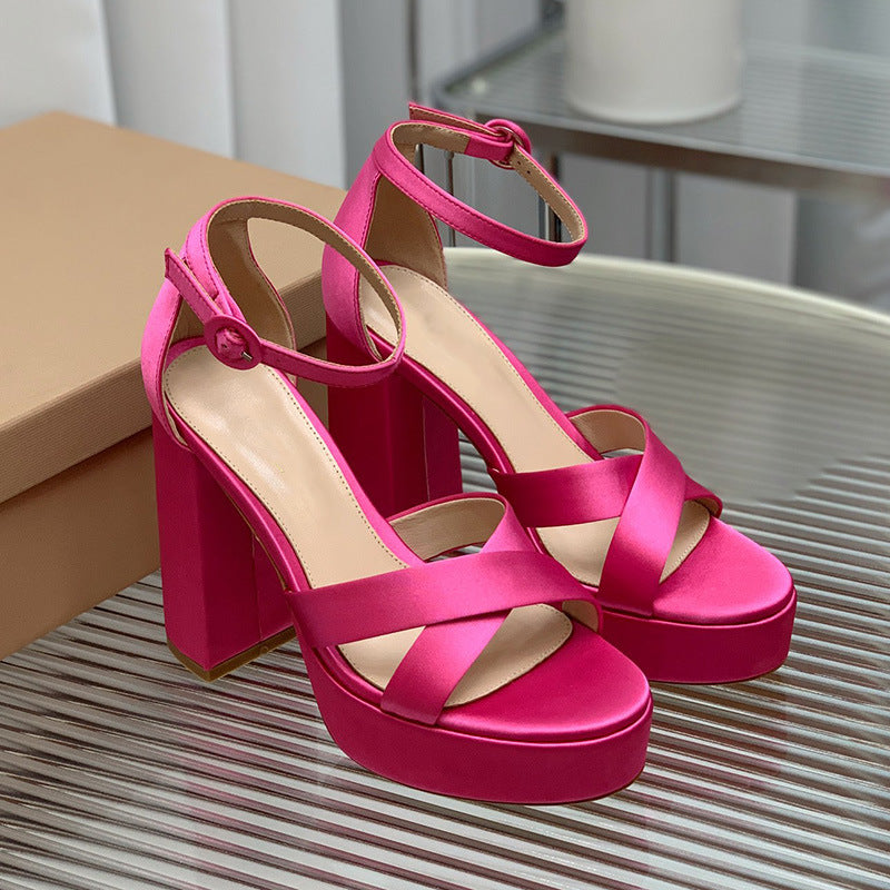 New style hollow one-line buckle waterproof platform thick heel open toe sandals LD261