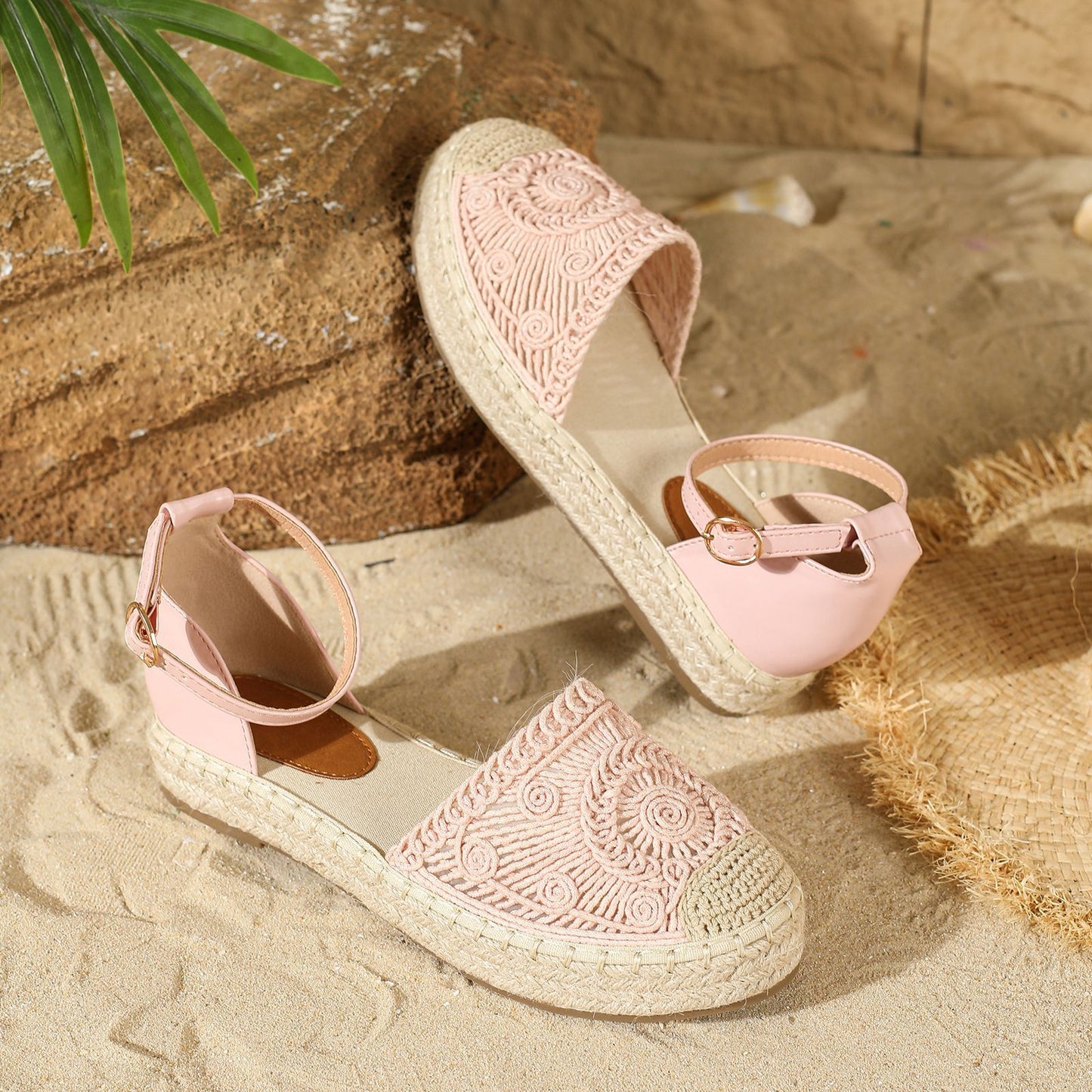 2024 New Comfortable Hollow Hemp Rope Bottom Sandals CE010