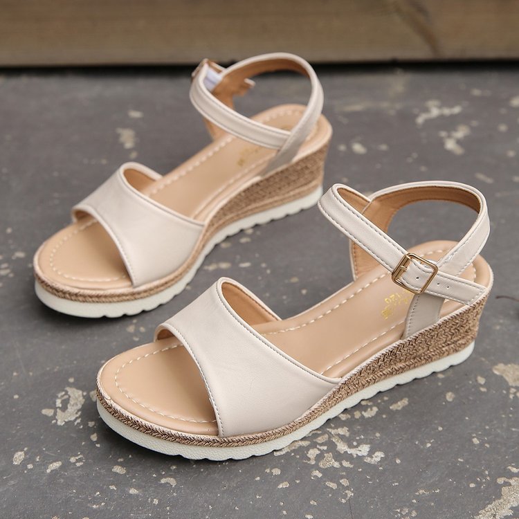 New summer large size platform thick bottom wedge heel fish mouth buckle sandals LY1093