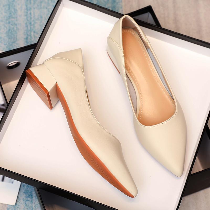 2024 Spring Chunky Heel Pointed Toe Simple All-match Low Heel Soft Leather Shoes  MQ057