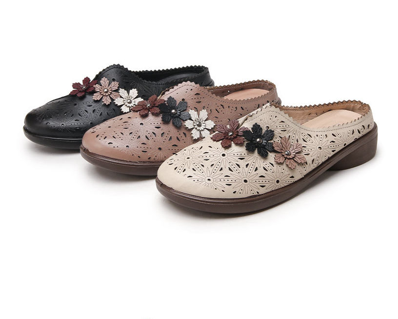 2024 new style flower hollow leather non-slip soft bottom flat sandals CH817