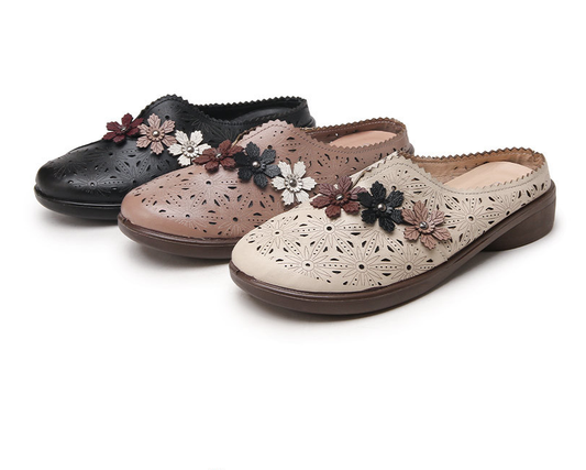 2024 new style flower hollow leather non-slip soft bottom flat sandals CH817
